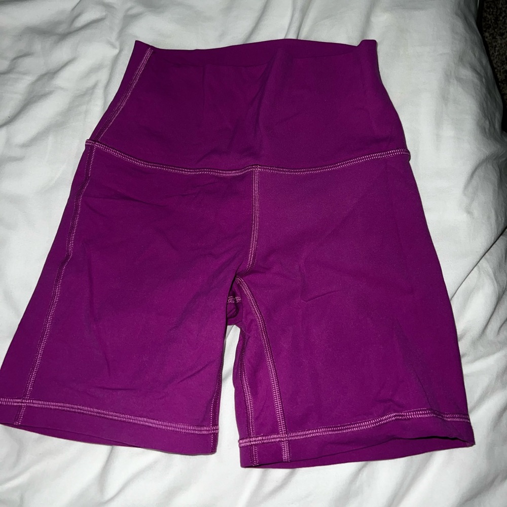 lululemon double lined 6inch biker shorts- size 4